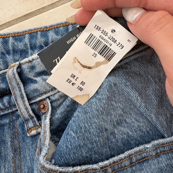 Abercrombie & Fitch Light Blue '90s Relaxed High-Rise Jeans - Picture 3 of 4